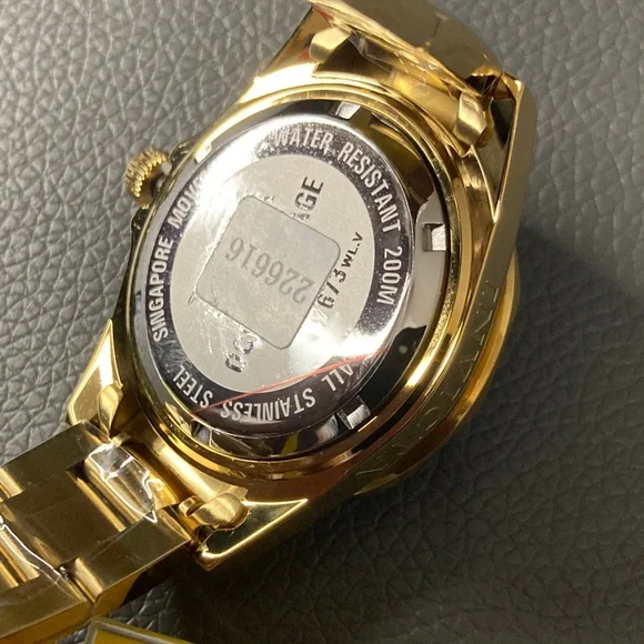 Invicta Men's Watch
- 38mm, Gold (47673) - Picture 5 of 6